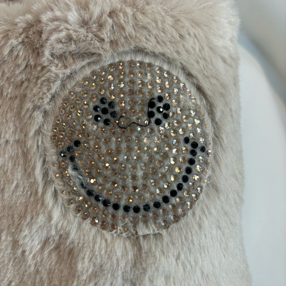 STEVE MADDED Sz XL Fuzzy Slipper with Rhinestone Studded Smiley Faces NEW - Picture 3 of 7